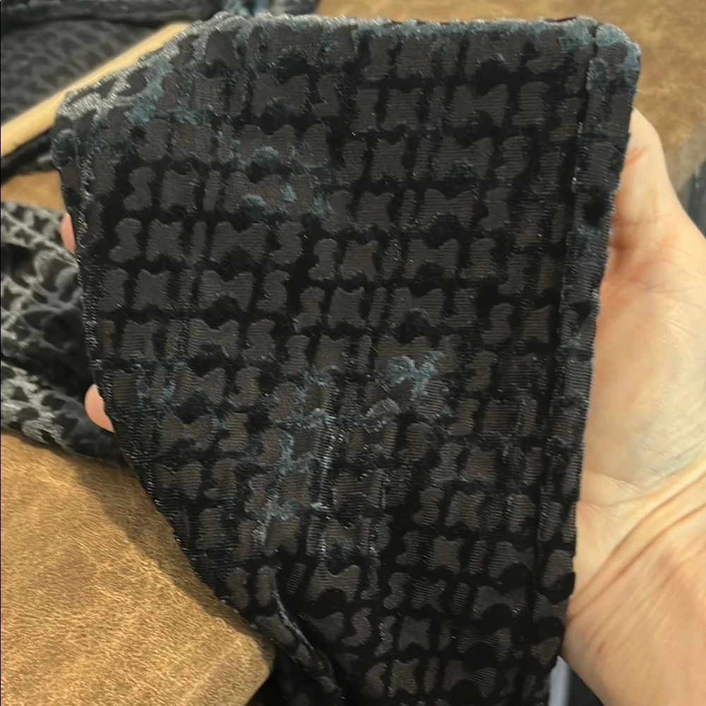 SKIMS Black Mesh Jumpsuit with keyhole back, built in gloves - Picture 14 of 15